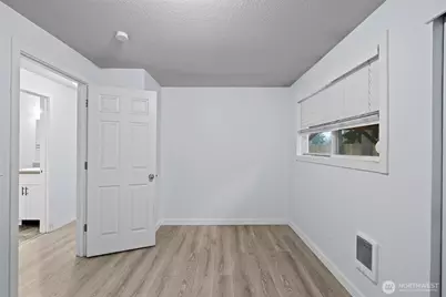 15001 11th Avenue E, Tacoma, WA 98445 - Photo 19