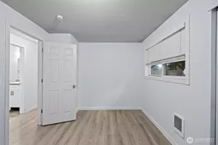 15001 11th Ave E, Tacoma, WA 98445 - Photo 19