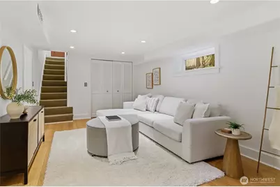 2554 3rd Avenue W, Seattle, WA 98119 - Photo 19