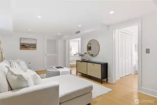 2554 3rd Ave W, Seattle, WA 98119 - Photo 21