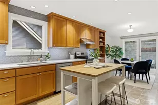 2554 3rd Ave W, Seattle, WA 98119 - Photo 9