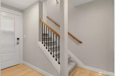 213 N 39th Street #C, Seattle, WA 98103 - Photo 3