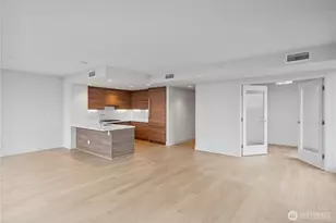 583 Battery St, Seattle, WA 98121 - Photo 11