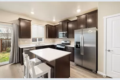 4774 Driftwood Street, Bremerton, WA 98312 - Photo 11