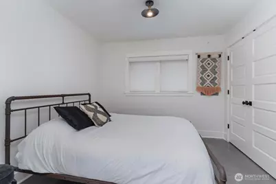 1607 6th Avenue W, Seattle, WA 98119 - Photo 23