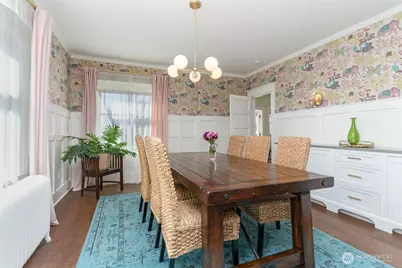 1607 6th Avenue W, Seattle, WA 98119 - Photo 7