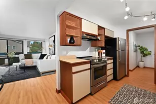 12300 33rd Ave NE, Seattle, WA 98125 - Photo 7