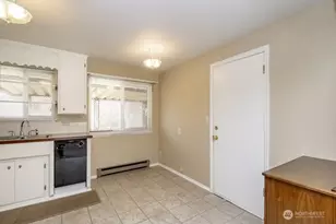 704 4th St NE, Puyallup, WA 98372 - Photo 23