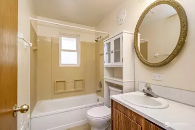 704 4th Street NE, Puyallup, WA 98372 - Photo 13