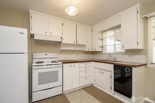 704 4th St NE, Puyallup, WA 98372 - Photo 19