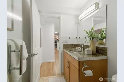 3661 Phinney Avenue N #107, Seattle, WA 98103 - Photo 13