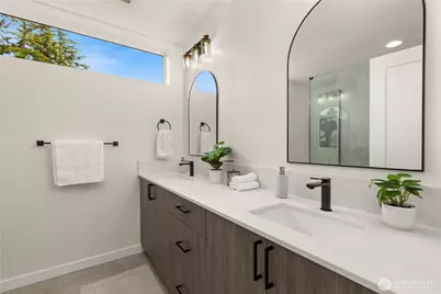 1911 C N 120th Street, Seattle, WA 98133 - Photo 17