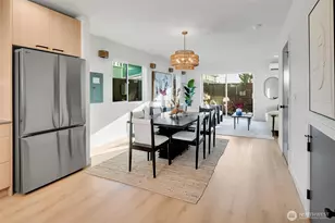 4411 S Holly St, Seattle, WA 98118 - Photo 7