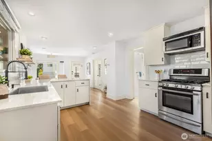 2423 3rd Ave W, Seattle, WA 98119 - Photo 7