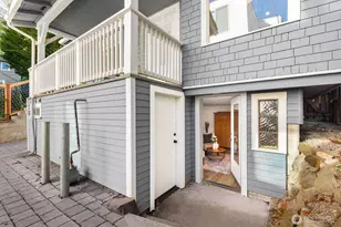 2423 3rd Ave W, Seattle, WA 98119 - Photo 3