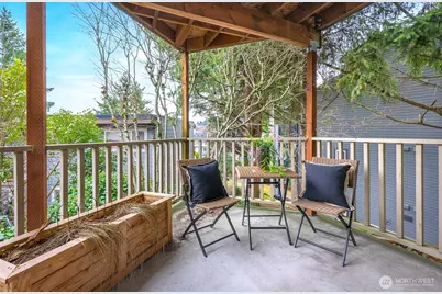 12003 100th Avenue NE #202, Kirkland, WA 98034 - Photo 15