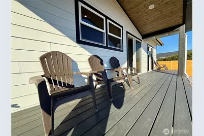 1046 Ocean Shores Boulevard, Ocean Shores, WA 98569 - Photo 11