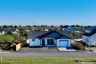 1046 Ocean Shores Blvd, Ocean Shores, WA 98569 - Photo 3