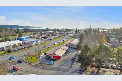 31775 Sr 20 #B1, Oak Harbor, WA 98277 - Photo 17