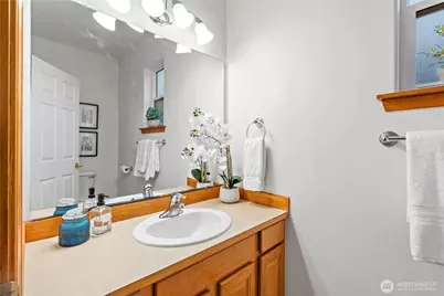 9345 7th Avenue S, Seattle, WA 98108 - Photo 13