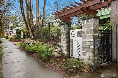 5430 California Avenue SW #2D, Seattle, WA 98136 - Photo 3
