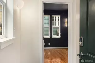 5430 California Ave SW, Seattle, WA 98136 - Photo 5