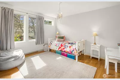 3344 E Republican Street, Seattle, WA 98112 - Photo 17