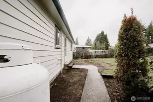 5005 242nd St SW, Mountlake Terrace, WA 98043 - Photo 33
