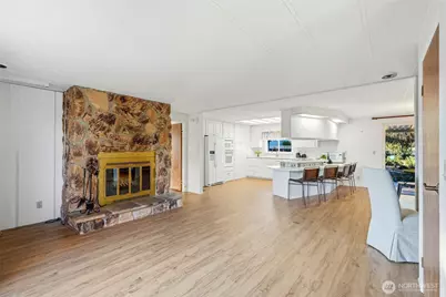 11813 NE 172nd Street, Bothell, WA 98011 - Photo 13