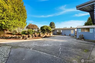 11813 NE 172nd St, Bothell, WA 98011 - Photo 29