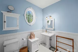 7104 E Grapeview Loop Rd, Allyn, WA 98524 - Photo 25