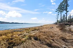 7104 E Grapeview Loop Rd, Allyn, WA 98524 - Photo 31