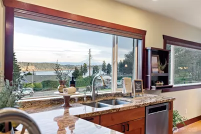 6916 Soundview Drive, Gig Harbor, WA 98335 - Photo 9