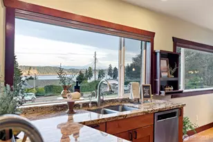 6916 Soundview Dr, Gig Harbor, WA 98335 - Photo 9