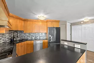 2360 43rd Ave E, Seattle, WA 98112 - Photo 13