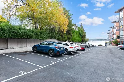 2360 43rd Avenue E #214, Seattle, WA 98112 - Photo 33