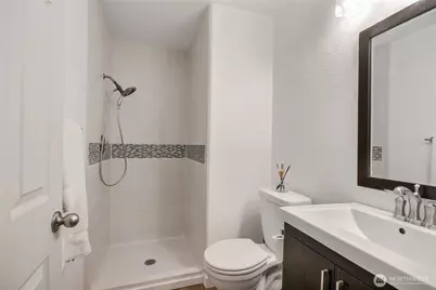 16518 26th Avenue SE, Bothell, WA 98012 - Photo 17