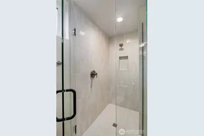 14025 1st Avenue NW, Seattle, WA 98177 - Photo 17