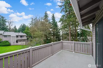 9919 NE 144th Lane #606, Kirkland, WA 98034 - Photo 9