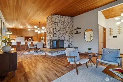 1701 NE 90th Street, Seattle, WA 98115 - Photo 7