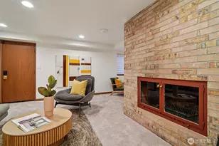 1701 NE 90th St, Seattle, WA 98115 - Photo 9