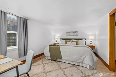 1211 N 3rd Street, Renton, WA 98057 - Photo 29