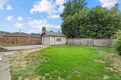 1211 N 3rd Street, Renton, WA 98057 - Photo 33