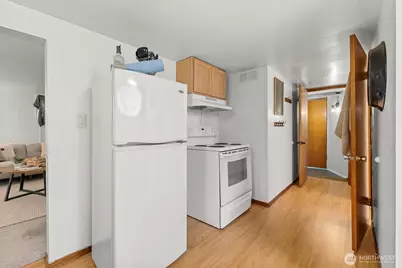 1211 N 3rd Street, Renton, WA 98057 - Photo 25