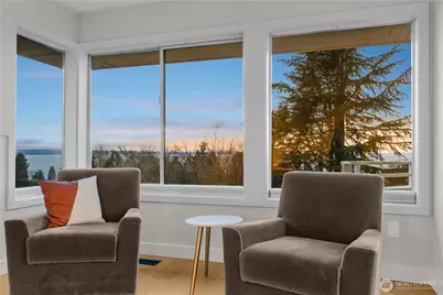 19209 Olympic View Drive, Edmonds, WA 98020 - Photo 15