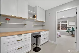 19209 Olympic View Dr, Edmonds, WA 98020 - Photo 23