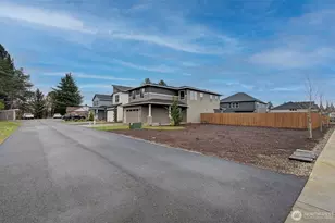 11611 NE 135th Ave, Brush Prairie, WA 98606 - Photo 3