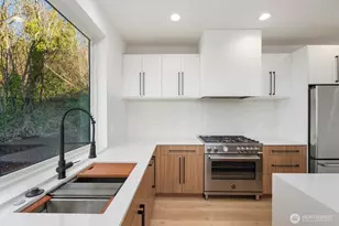 5246 23rd Ave SW, Seattle, WA 98106 - Photo 3