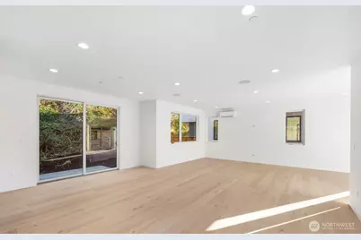 5246 23rd Avenue SW, Seattle, WA 98106 - Photo 7