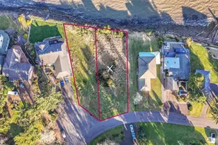 518 Chinook Ave SE, Ocean Shores, WA 98569 - Photo 1